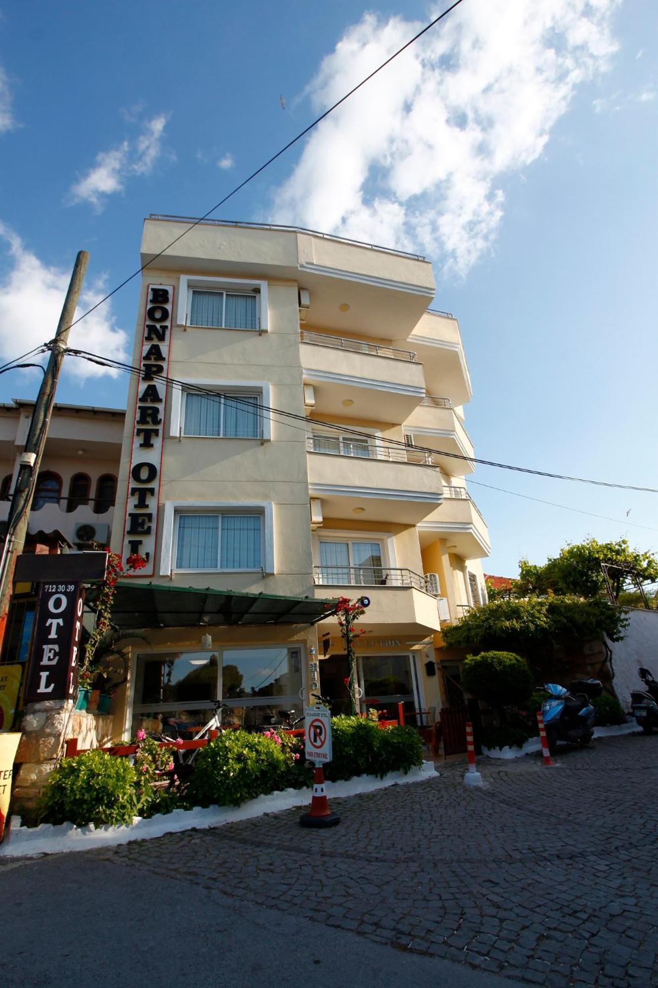 Bonapart Hotel Çeşme Exteriér fotografie