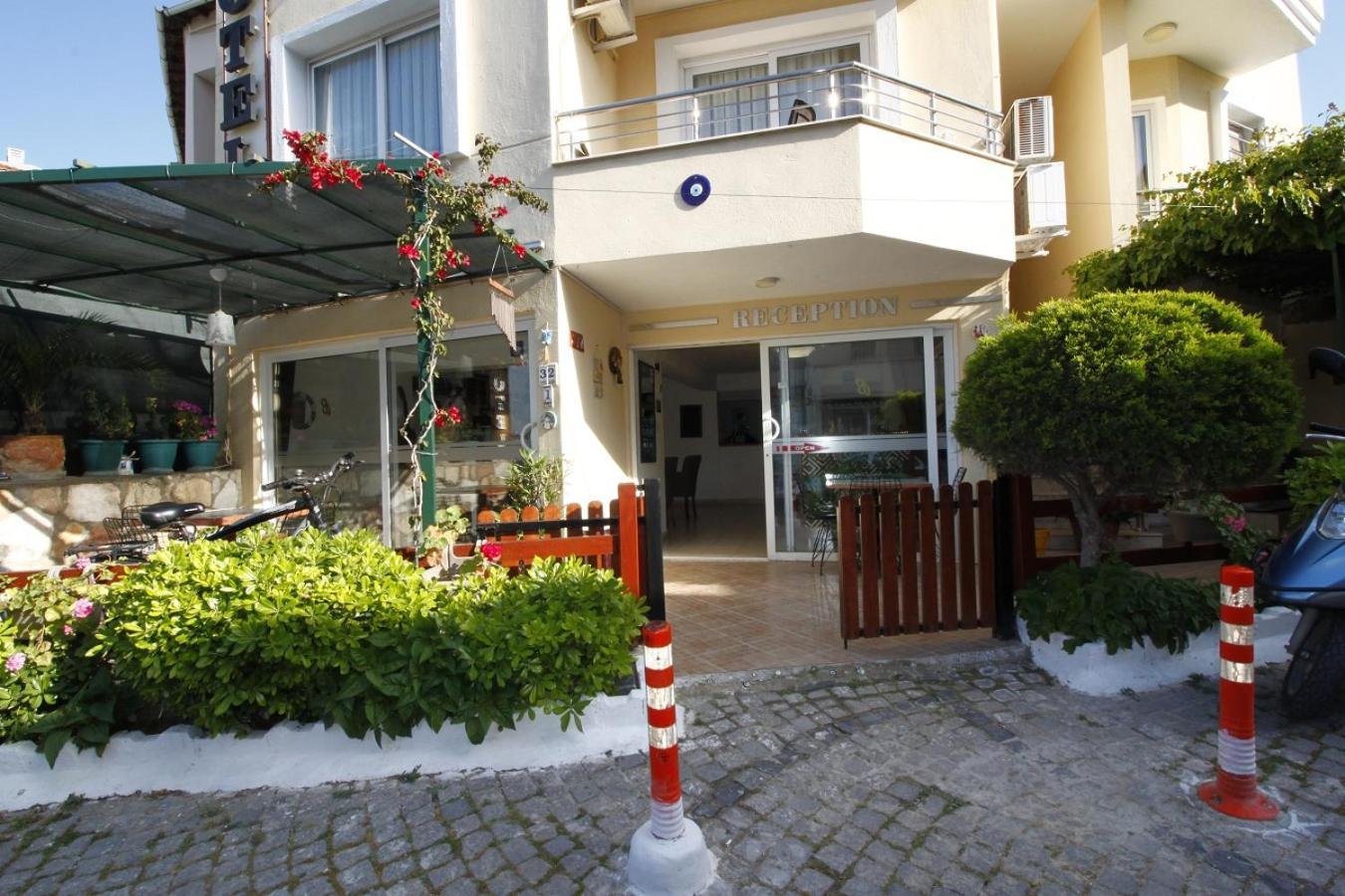 Bonapart Hotel Çeşme Exteriér fotografie